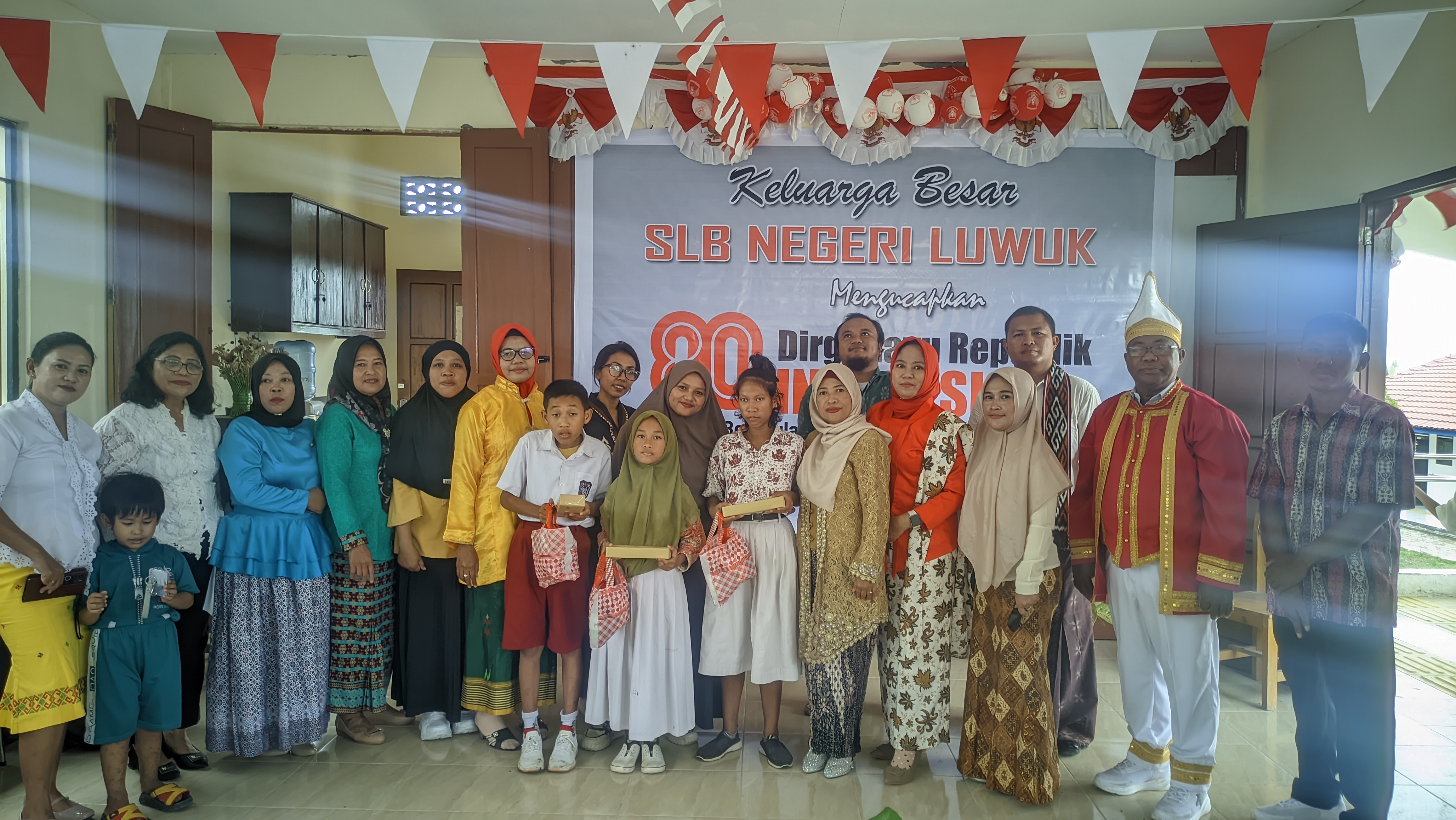 Semarak Kemerdekaan, SLB Negeri Luwuk Gelar Perayaan HUT RI KE 80 Dengan Berbagai Lomba